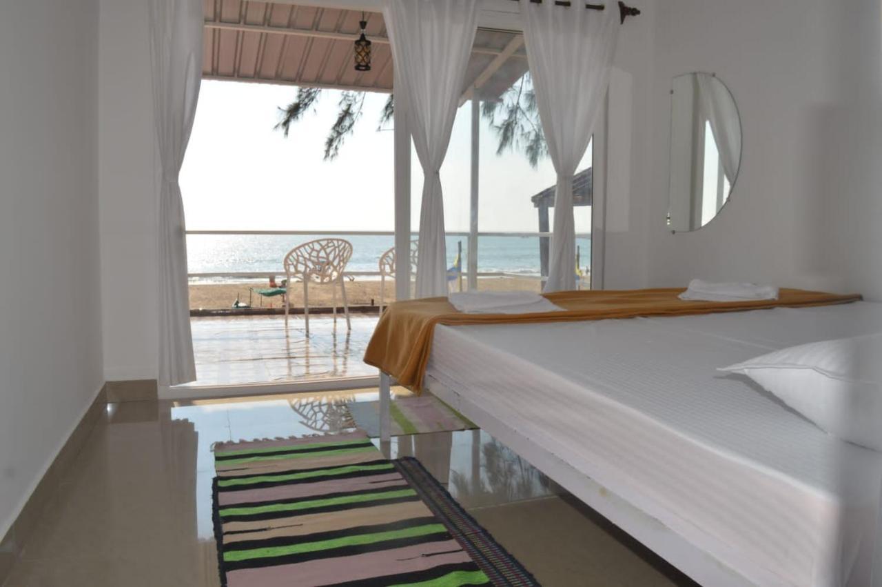 Baywatch Beach Resort Patnem Канакона Екстер'єр фото