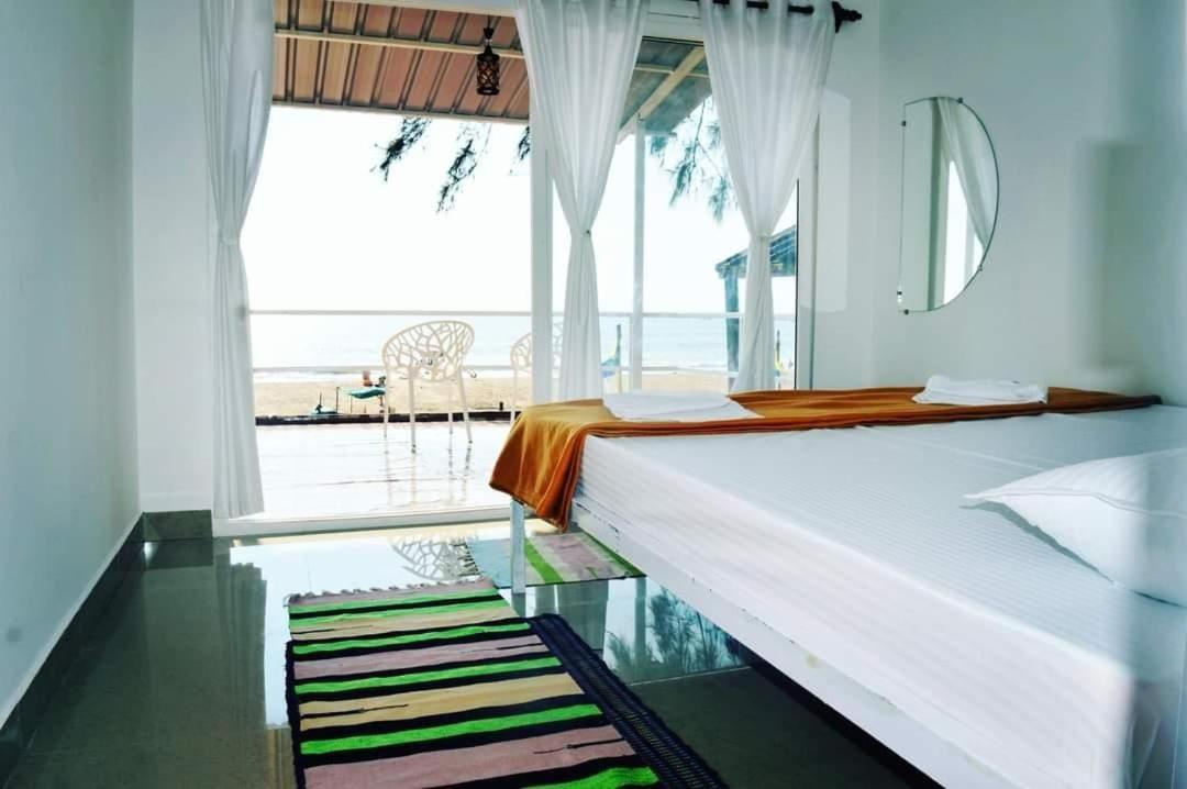 Baywatch Beach Resort Patnem Канакона Екстер'єр фото